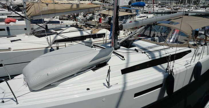 Rent a sailboat in Marina Kastela - Sun Odyssey 380