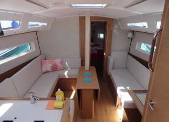 Rent a sailboat in Marina Kastela - Sun Odyssey 380