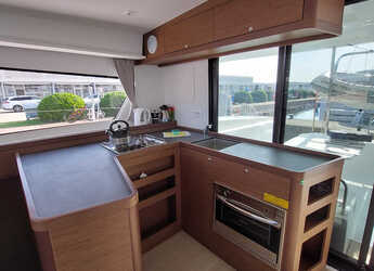 Alquilar catamarán en Marina Sukosan (D-Marin Dalmacija) - Lagoon 42 