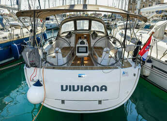 Rent a sailboat in Marina Tankerkomerc - Bavaria 37