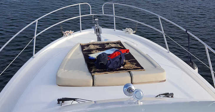Rent a motorboat in Marina Baotić - Prestige 36 Fly