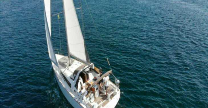 Louer voilier à Veruda - Oceanis 38