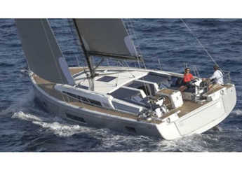 Chartern Sie segelboot in Veruda - Oceanis 51.1- 5 cab