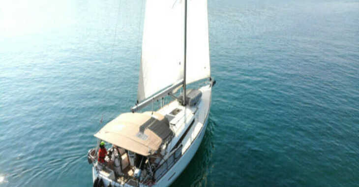 Rent a sailboat in Veruda - Sun Odyssey 419
