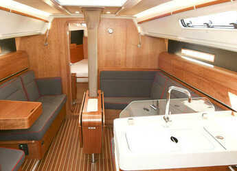 Rent a sailboat in Marina Frapa - Dehler 46 SQ