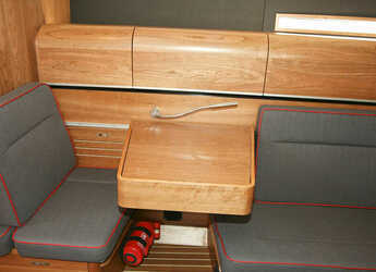 Rent a sailboat in Marina Frapa - Dehler 46 SQ