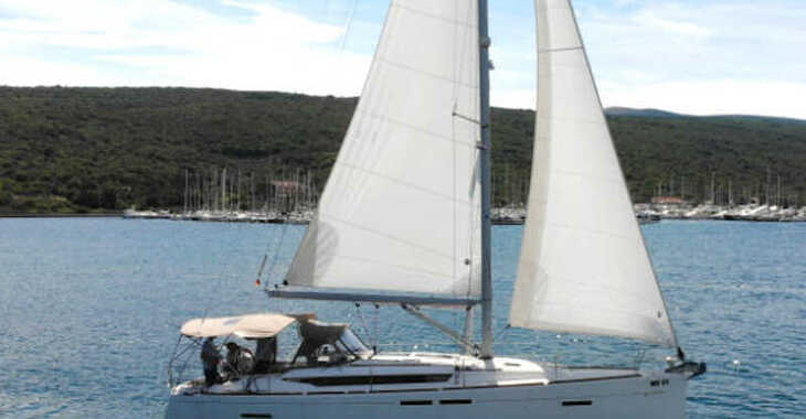 Rent a sailboat in Punat - Sun Odyssey 419
