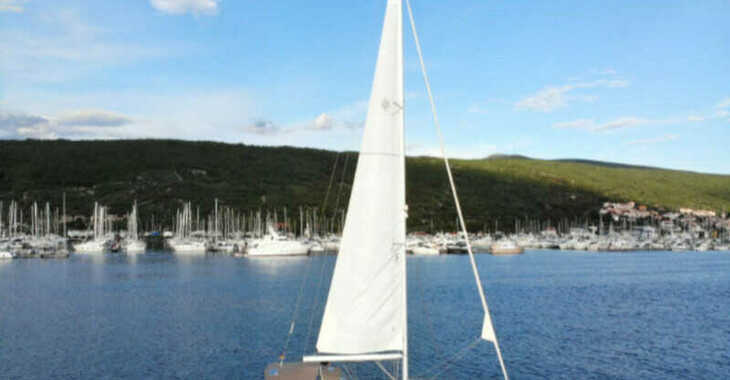 Rent a sailboat in Punat - Sun Odyssey 479