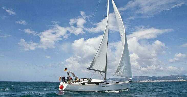 Chartern Sie segelboot in Veruda - Sun Odyssey 439