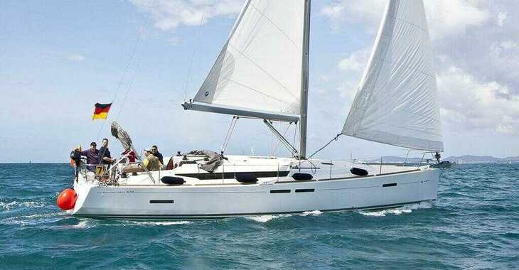 Rent a sailboat in Veruda - Sun Odyssey 439