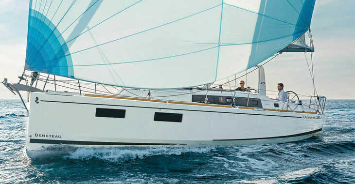 Rent a sailboat in Veruda Marina - Oceanis 38.1 7 Personen