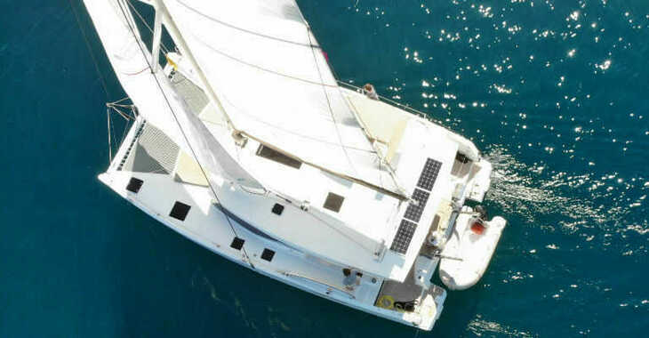 Alquilar catamarán en Marina Frapa - Lucia 40