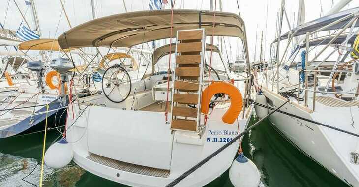 Rent a sailboat in Lavrion Marina - Sun Odyssey 519 -  5 cabs
