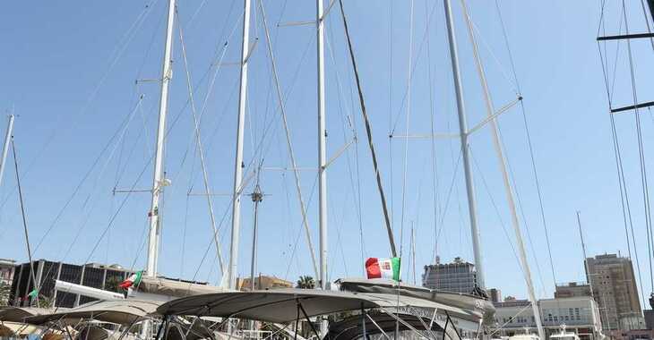 Louer voilier à Cagliari port (Karalis) - Dufour 520 GL