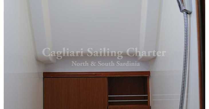 Chartern Sie segelboot in Cagliari port (Karalis) - Bavaria Cruiser 46