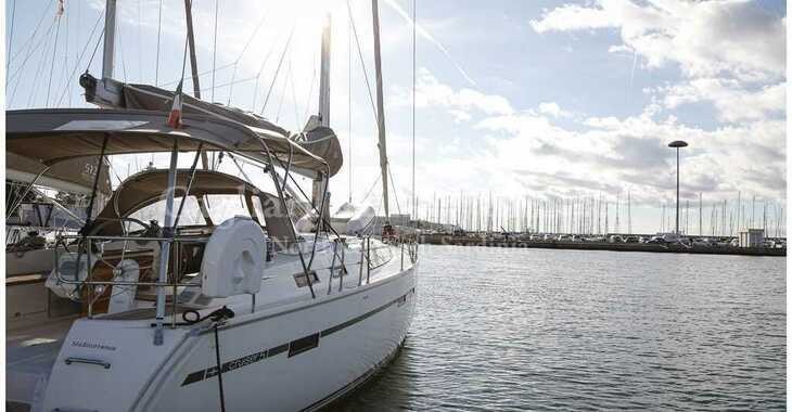 Rent a sailboat in Marina dell'Isola  - Bavaria  Cruiser 51