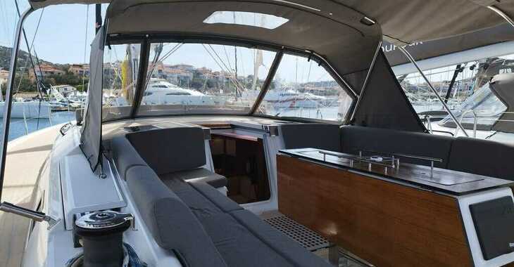 Rent a sailboat in Marina di Porto Rotondo - Dufour 470 Owner's version