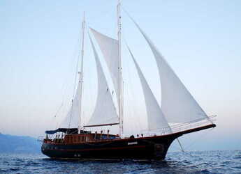 Rent a schooner in Alimos Marina - Gulet MYRA