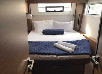 Rent a catamaran in Porto Capo d'Orlando Marina - Lagoon 50 (A/C+WaterMaker+GEN)