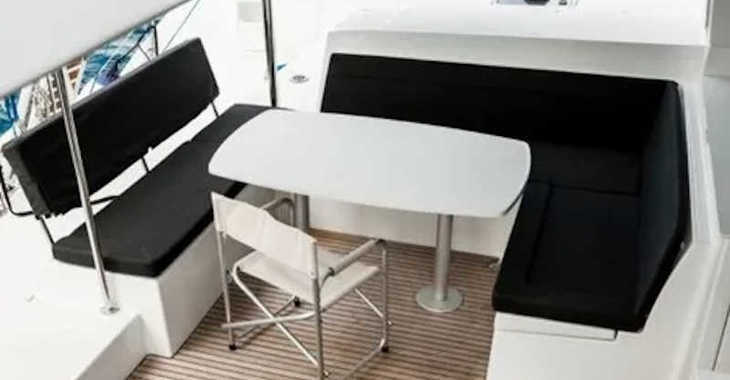 Rent a catamaran in Porto Capo d'Orlando Marina - Lagoon 450F (A/C+WaterMaker+GEN)