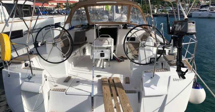 Chartern Sie segelboot in Compass Point Marina - Sun Odyssey 519 - 5 + 1 cab.
