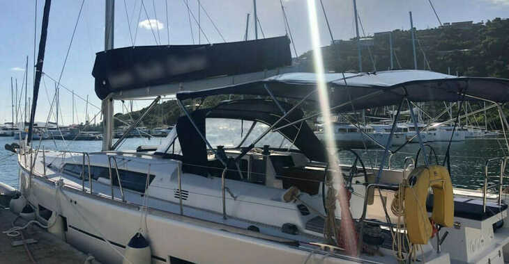 Rent a sailboat in Marina Bas du Fort - Dufour 500 GL - 5 cab.