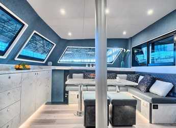 Louer catamaran à Marina Kastela - Luna 49