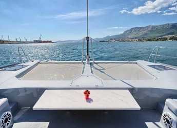 Louer catamaran à Marina Kastela - Luna 49