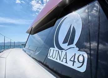 Louer catamaran à Marina Kastela - Luna 49