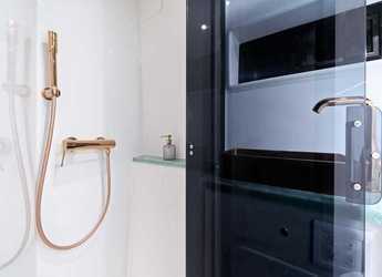 Louer catamaran à Marina Kastela - Luna 49