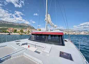 Louer catamaran à Marina Kastela - Luna 49