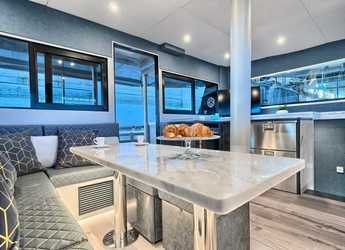 Louer catamaran à Marina Kastela - Luna 49