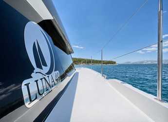Louer catamaran à Marina Kastela - Luna 49