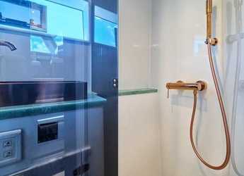 Louer catamaran à Marina Kastela - Luna 49