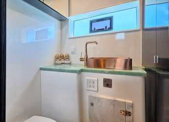 Louer catamaran à Marina Kastela - Luna 49