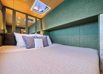 Louer catamaran à Marina Kastela - Luna 49