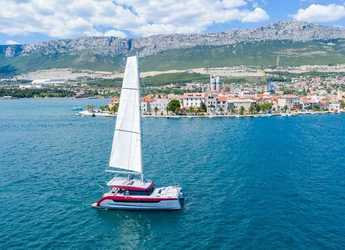 Louer catamaran à Marina Kastela - Luna 49