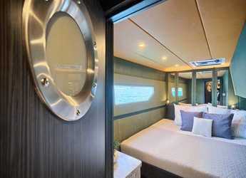 Louer catamaran à Marina Kastela - Luna 49