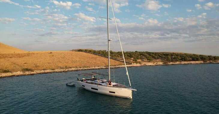 Rent a sailboat in Marina Sukosan (D-Marin Dalmacija) - Dufour 470 - 3 cab.