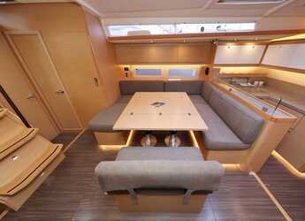 Alquilar velero en SCT Marina Trogir - Dufour 530 - 6 cab.