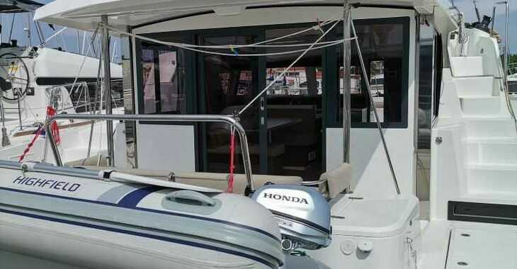 Rent a catamaran in ACI Marina Vodice - Bali 4.2 - 4 + 1 cab.