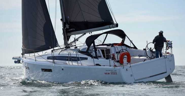 Rent a sailboat in Bodrum Marina - Sun Odyssey 380