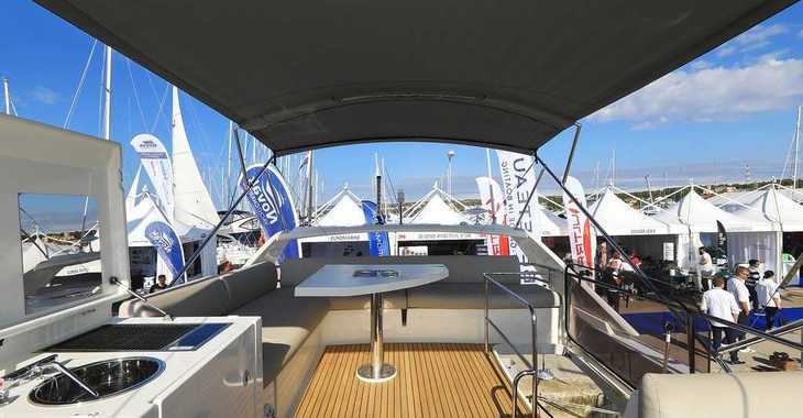 Rent a yacht in Kornati Marina - Prestige 460 Fly