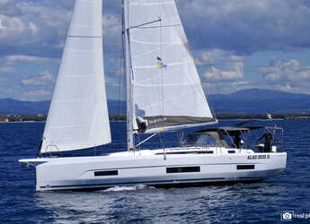 Rent a sailboat in Marina di Scarlino - Dufour 470