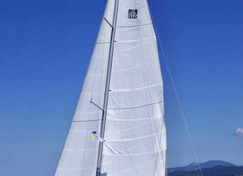 Rent a sailboat in Marina di Scarlino - Dufour 470