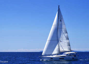 Rent a sailboat in Marina di Scarlino - Oceanis 51.1