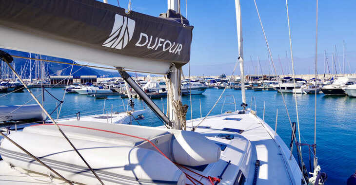 Chartern Sie segelboot in Marina di Stabia - Dufour 530