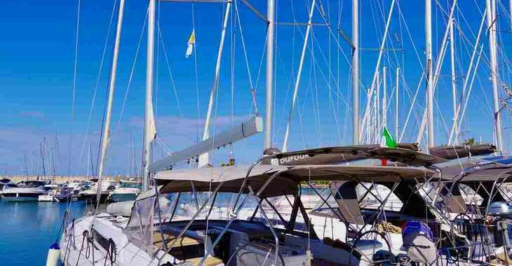 Rent a sailboat in Marina di Stabia - Oceanis 51.1