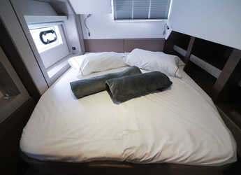 Alquilar catamarán en Porto Olbia - Bali 4.6