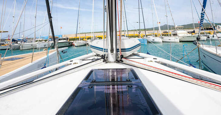 Chartern Sie segelboot in Marina Cala de Medici - Oceanis 51.1